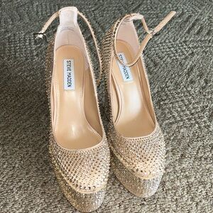 NWOT Steve Madden Skyrise bling Platform High Heels Size 8.5